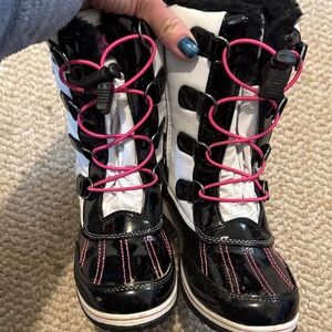 Totes Black and Pink Kids Boots